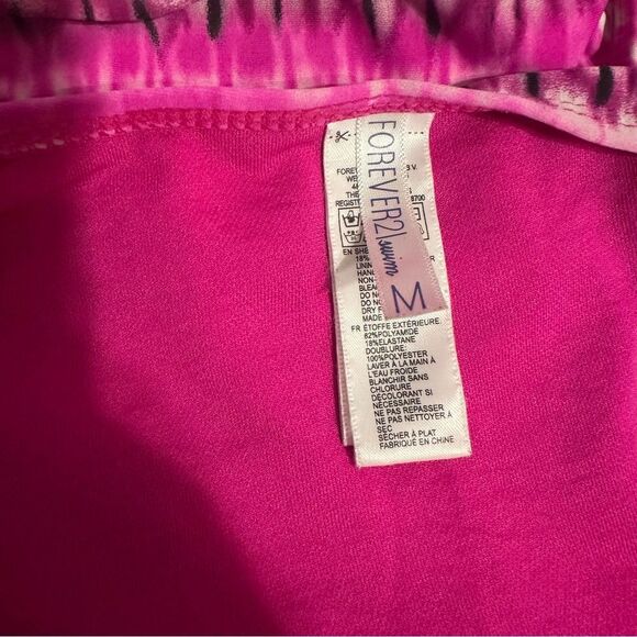 Forever 21 Pink Triangle Top 2 Piece Bikini Set S/M - Picture 3 of 9